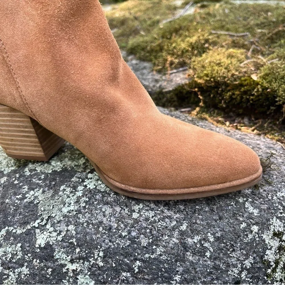 Dolce Vita Rila Cognac Brown Suede Block Heel Ankle Boots Size 6.5